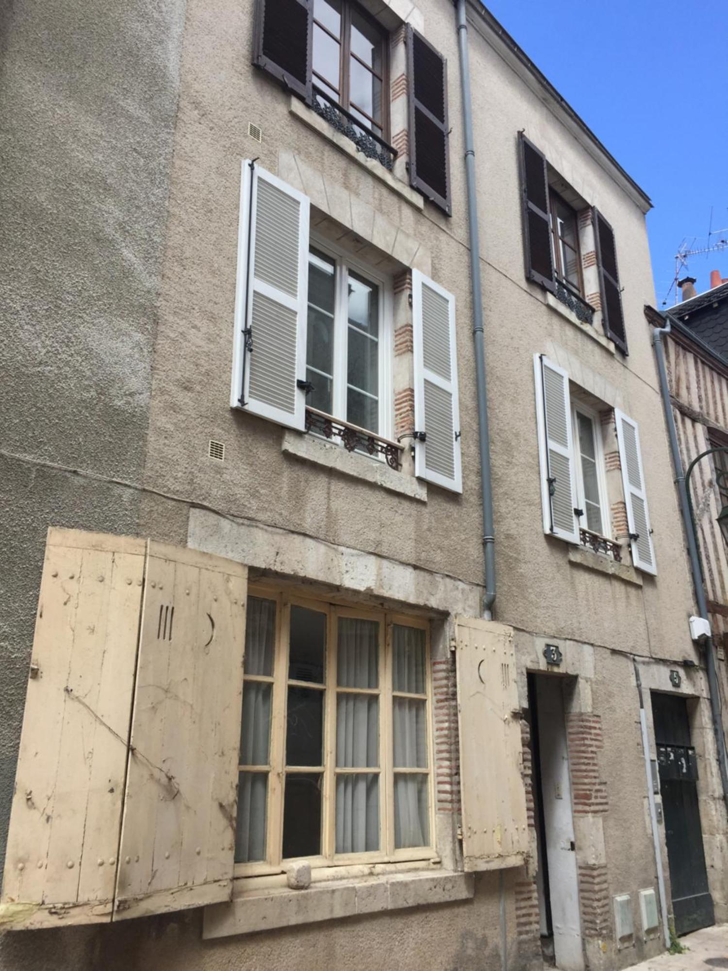 La Fauconnerie Studio De Charme Au Coeur D'أورلييو المظهر الخارجي الصورة